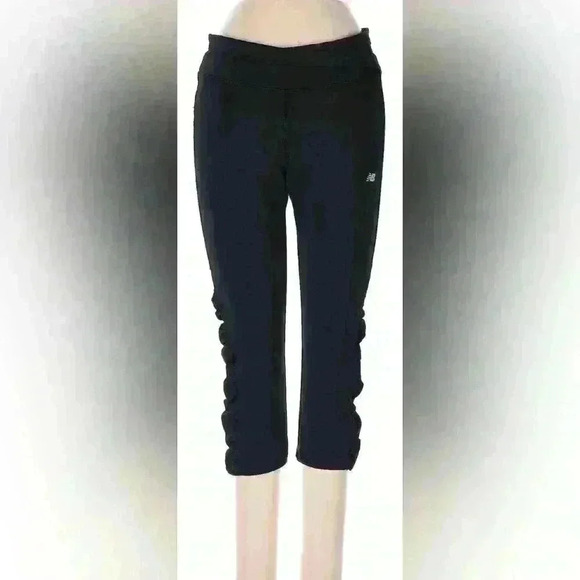 New Balance Lightning Dry Ruched Capri Running Athletic Pants - Picture 1 of 8